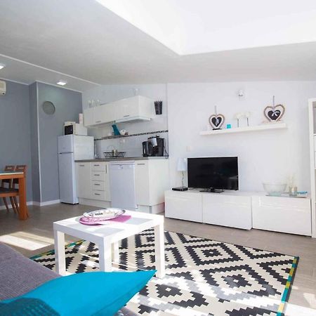 Apartments In Rogoznica 36019 외부 사진