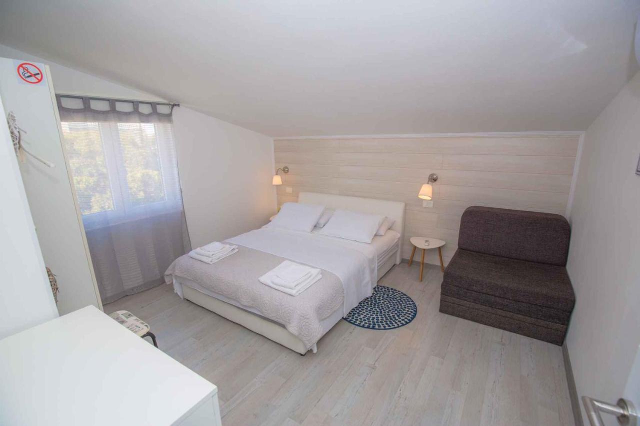 Apartments In Rogoznica 36019 외부 사진