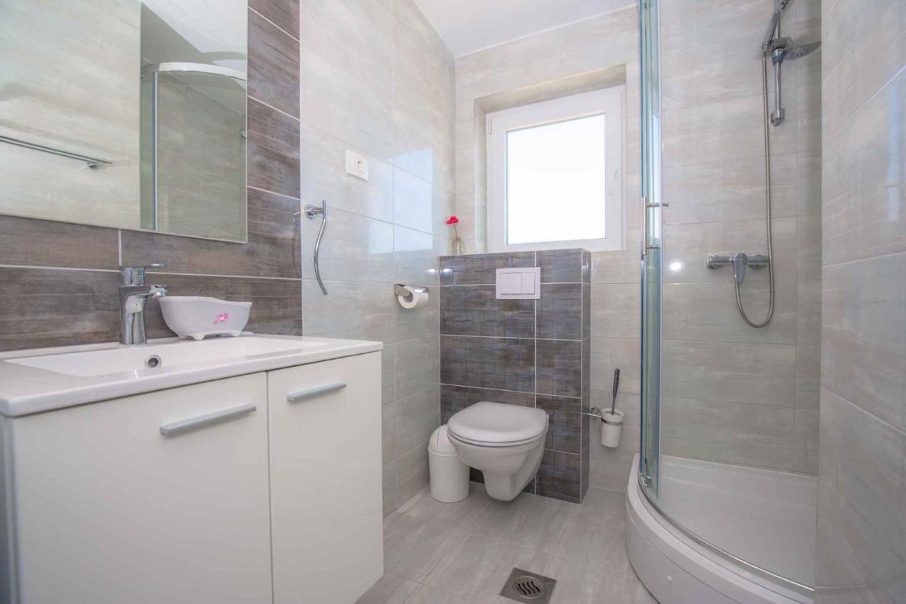 Apartments In Rogoznica 36019 외부 사진
