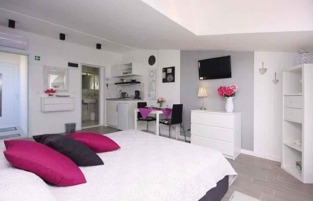 Apartments In Rogoznica 36019 외부 사진